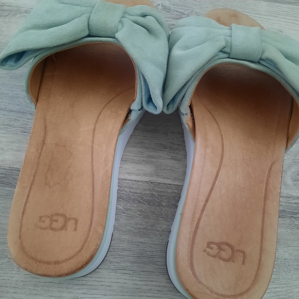 Ugg Bow Sandals - image 8